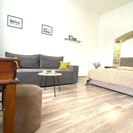 близько до театру та головної площі Apartamento *
