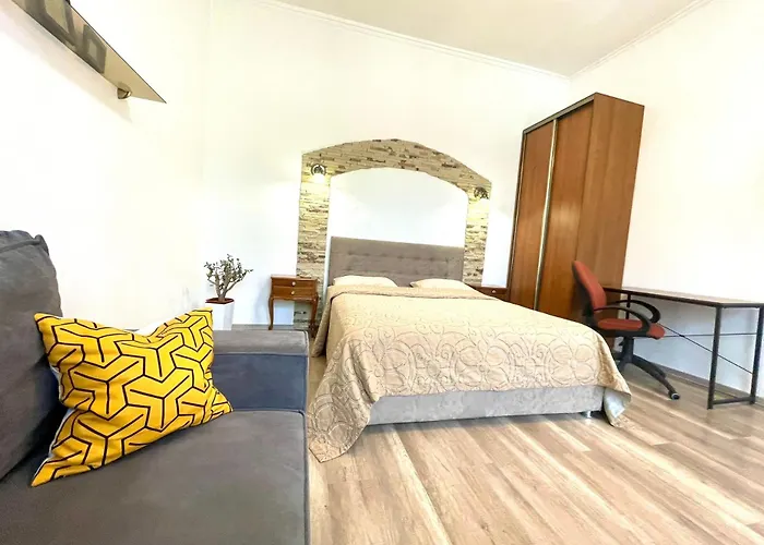 близько до театру та головної площі Apartmán