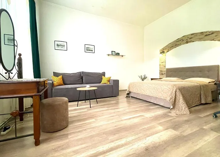 Apartmán близько до театру та головної площі