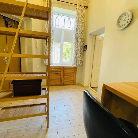 Apartman Апартаменти З Балконом В Центрі, На Б Хмельницького 37,Самопоселення *