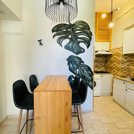 Apartman Апартаменти З Балконом В Центрі, На Б Хмельницького 37,Самопоселення